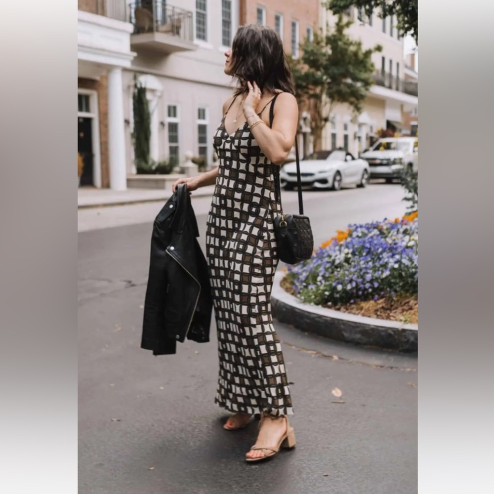 DISSH Black and White Grid Maxi Dress